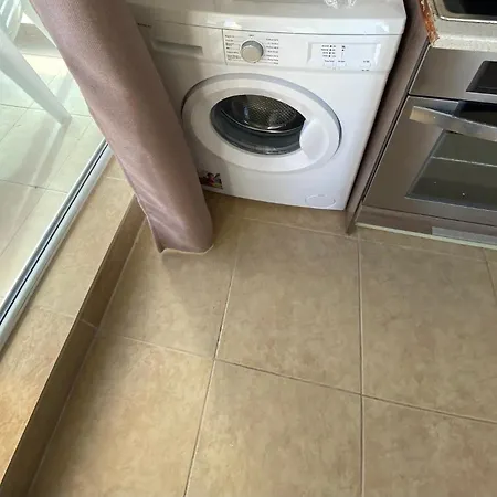 1-bed Modern Sea View In Daire